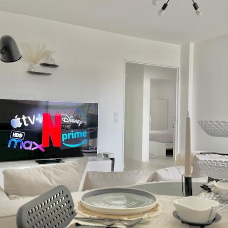 Chic Et Cosy Appartement Epure - T3 Courcouronnes Εξωτερικό φωτογραφία