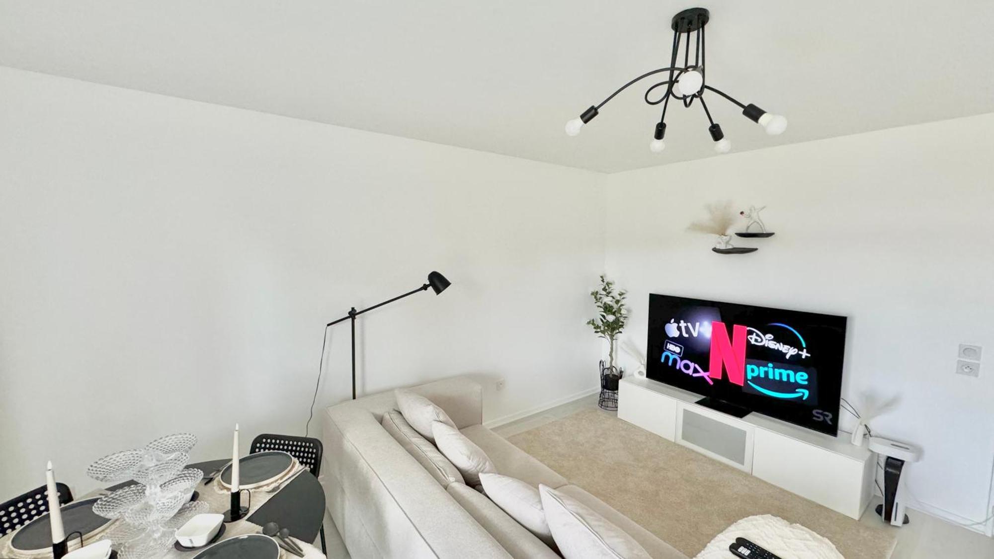 Chic Et Cosy Appartement Epure - T3 Courcouronnes Εξωτερικό φωτογραφία